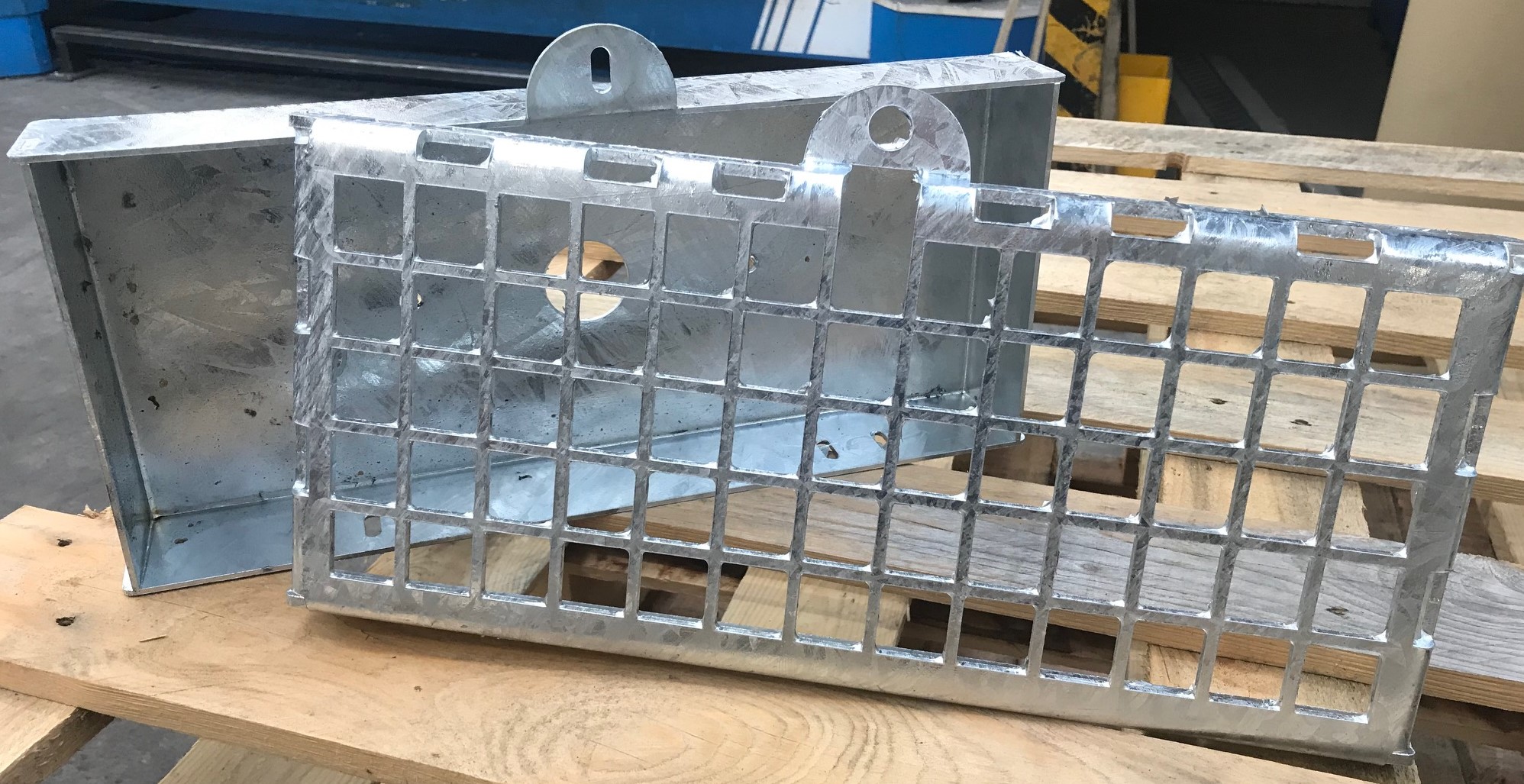 Galvanised Trays